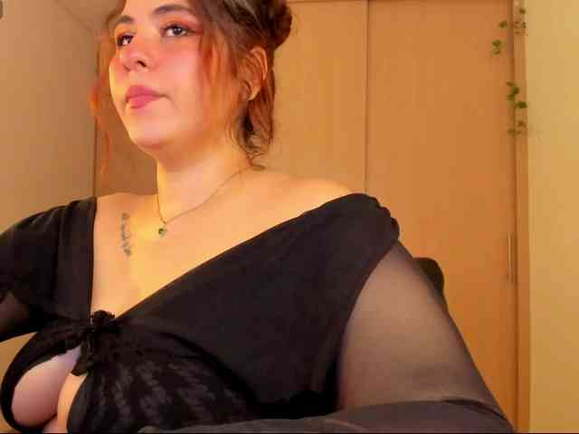 cleopatra1sexdance webcam