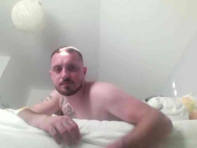 Junge23