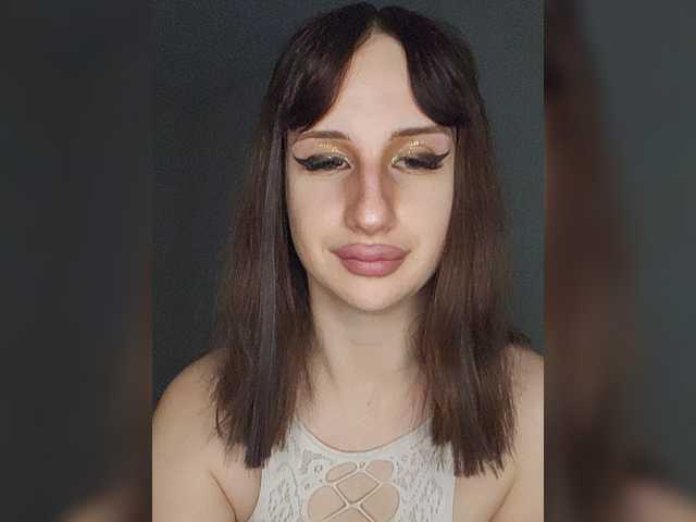 Milanka8 live webcam show