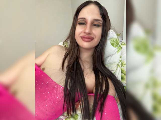 Milanka8 live webcam show