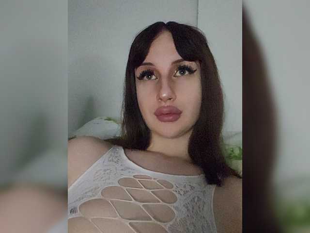 Milanka8 live webcam show