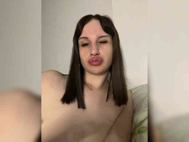 Bladis4 Live Webcam on BongaCams