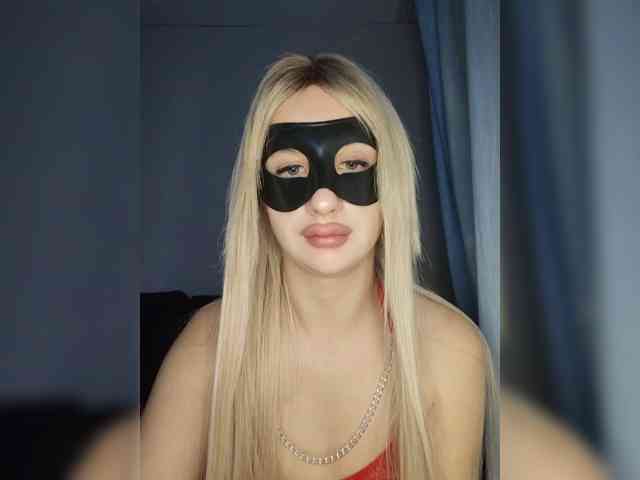 Bladis4 Live Webcam on BongaCams
