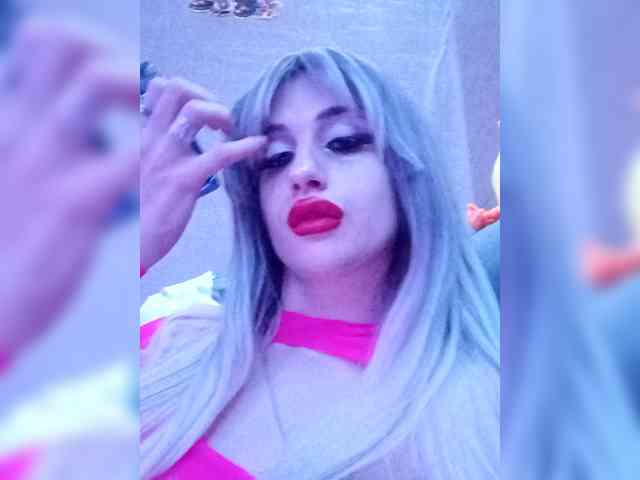 Bladis4 Live Webcam on BongaCams