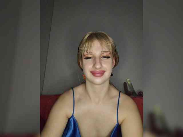 Bladis4 Live Webcam on BongaCams