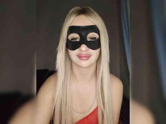 Bladis4 Live Webcam on BongaCams