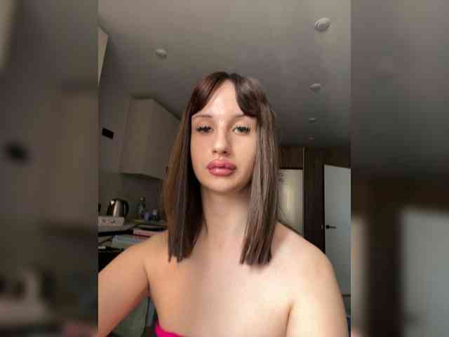 Bladis4 Live Webcam on BongaCams