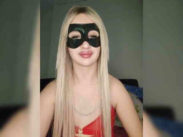 Bladis4 Live Webcam on BongaCams
