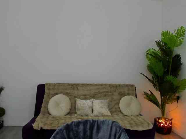 AryaBellex webcam
