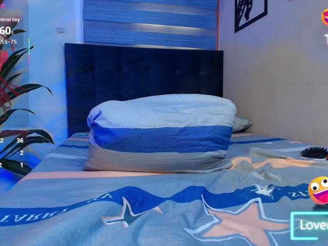 AURALISLUX live webcam show