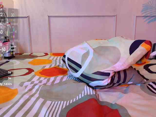 AURALISLUX Live Webcam on BongaCams
