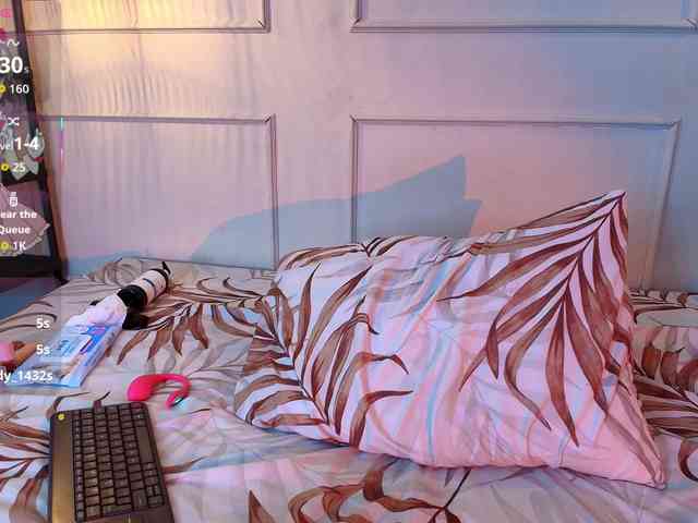 AURALISLUX Live Webcam on BongaCams
