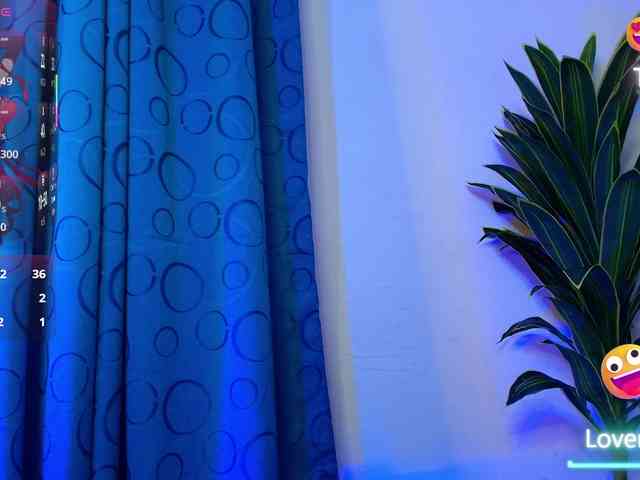 AURALISLUX Live Webcam on BongaCams