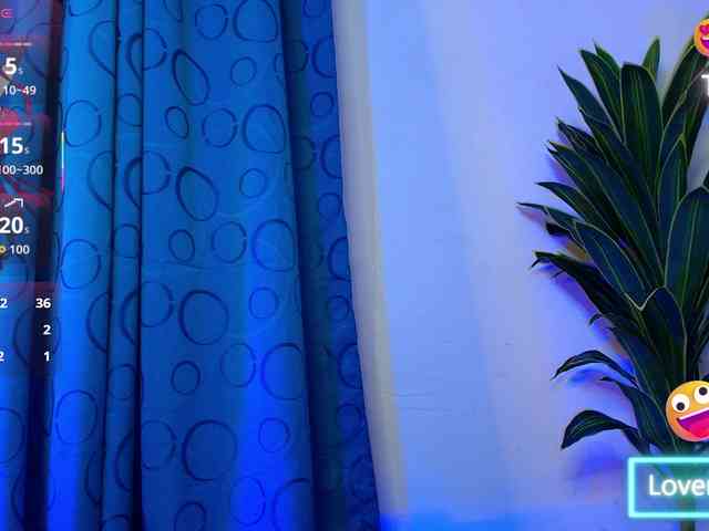 AURALISLUX Live Webcam on BongaCams