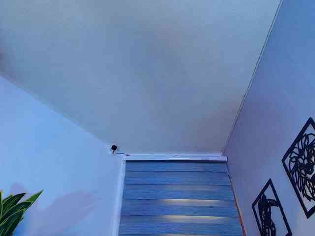 AURALISLUX Live Webcam on BongaCams