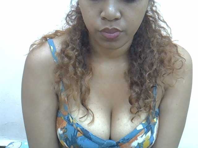 Anischah live cam on BongaCams