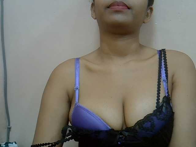 Camgirl Anischah sur Bongacams
