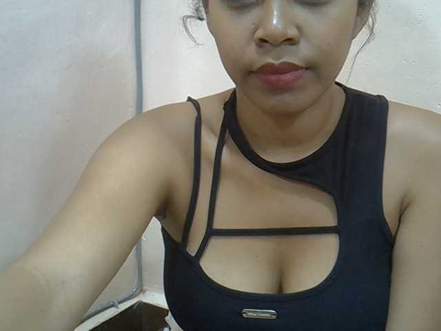 Anischah live cam on BongaCams