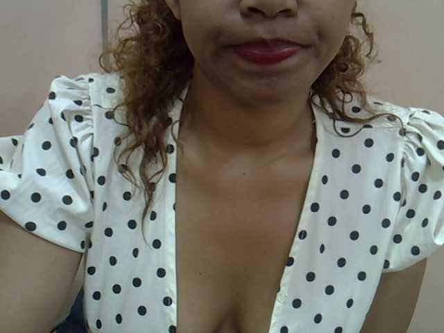 Anischah live cam on BongaCams