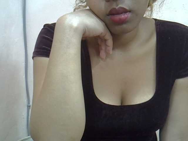 Anischah live cam on BongaCams