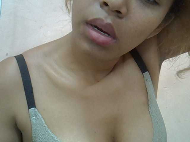 Camgirl Anischah sur Bongacams