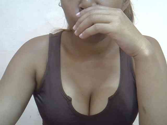 Anischah Live Webcam on BongaCams