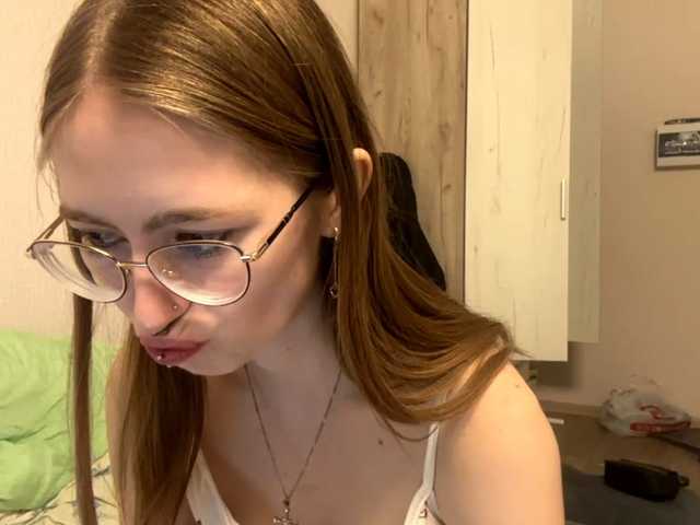 VelvetCash live cam on BongaCams