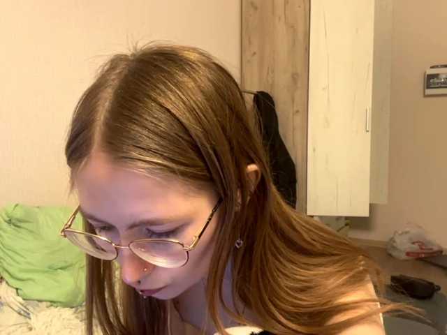 VelvetCash live cam on BongaCams