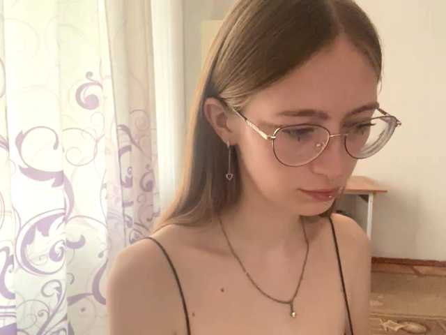 VelvetCash live cam on BongaCams