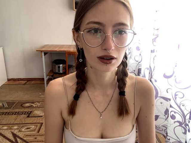 VelvetCash live cam on BongaCams
