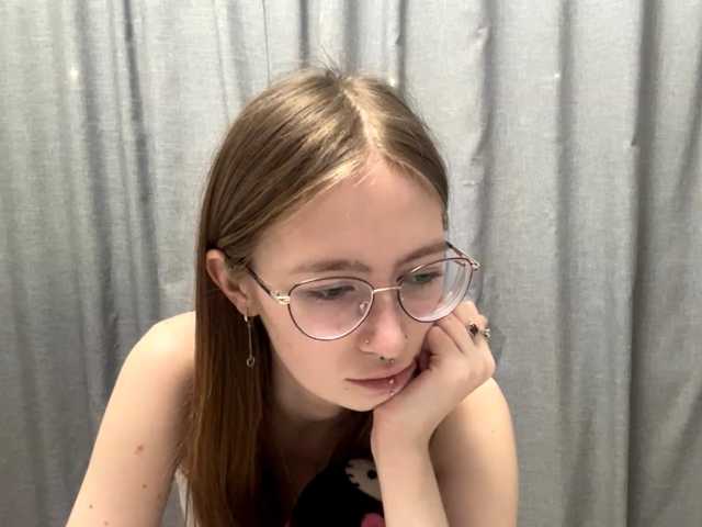 VelvetCash live cam on BongaCams
