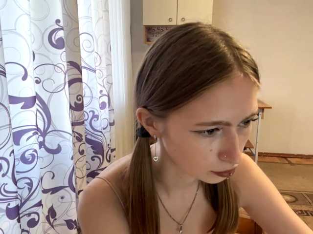 VelvetCash live cam on BongaCams