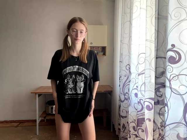 VelvetCash live cam on BongaCams