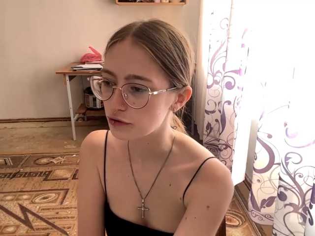 VelvetCash live cam on BongaCams