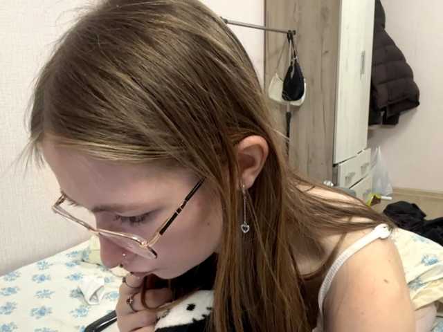 VelvetCash live cam on BongaCams