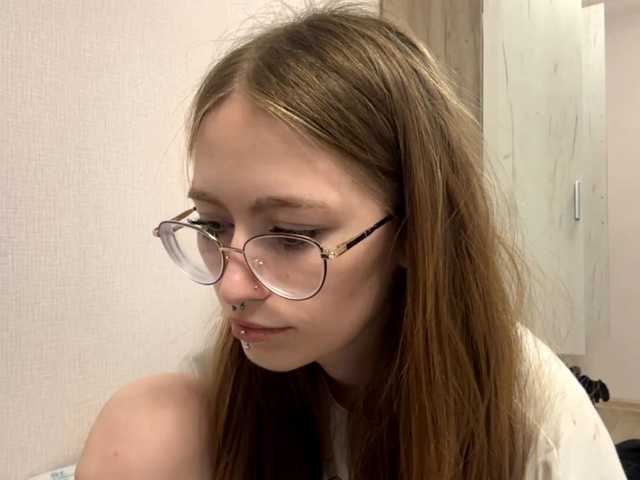 VelvetCash live cam on BongaCams