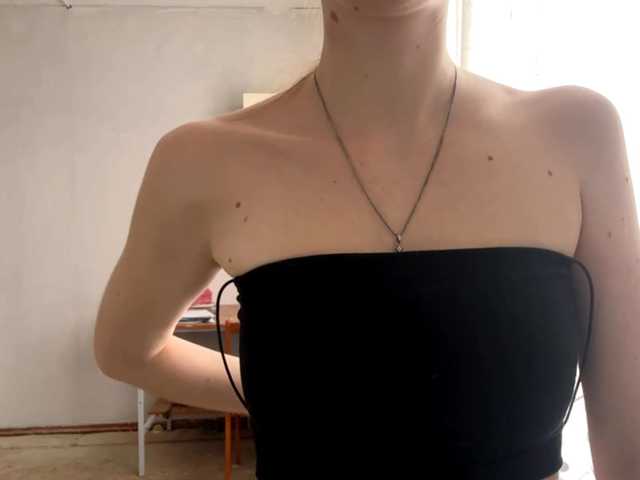 VelvetCash live cam on BongaCams