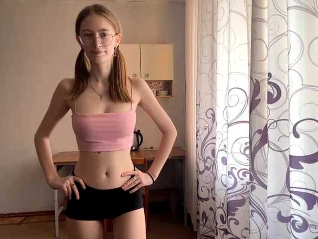 VelvetCash live cam on BongaCams