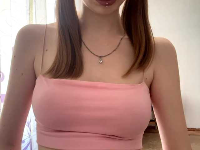 VelvetCash live cam on BongaCams