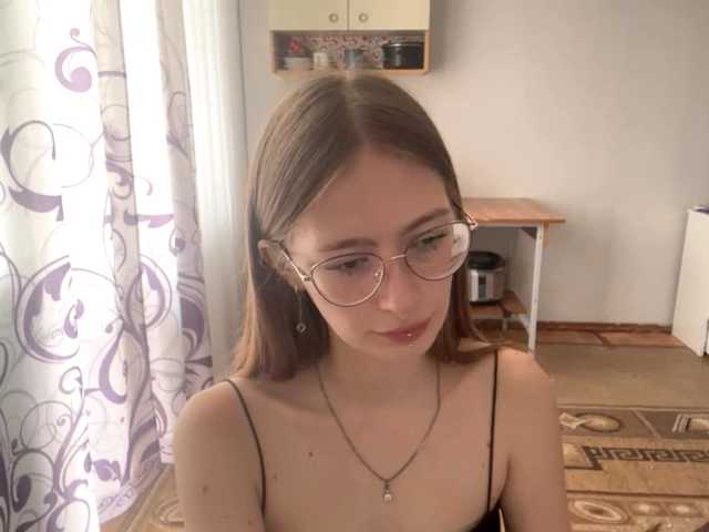 VelvetCash live cam on BongaCams