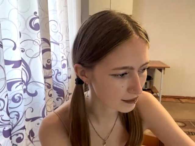 VelvetCash live webcam show