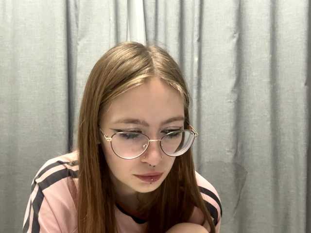 VelvetCash, en directo ahora en BongaCams