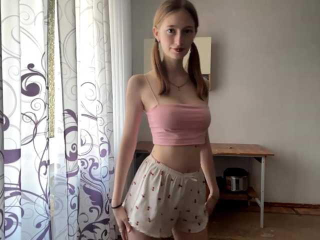 VelvetCash live cam on BongaCams