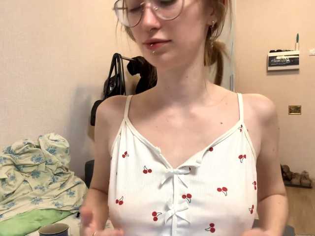 VelvetCash live cam on BongaCams