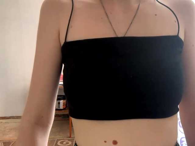 VelvetCash live cam on BongaCams