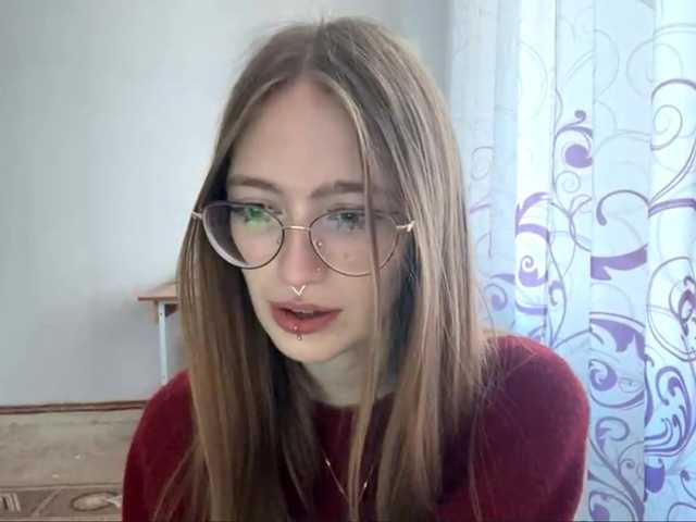 VelvetCash live cam
