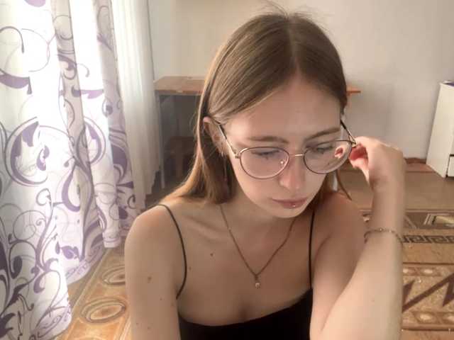 VelvetCash live cam on BongaCams