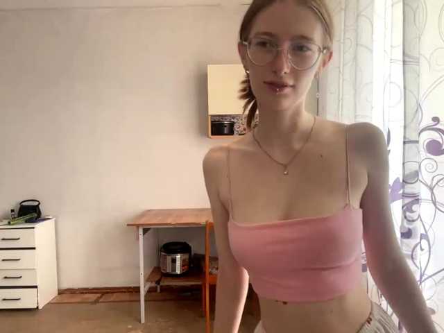 VelvetCash live cam on BongaCams