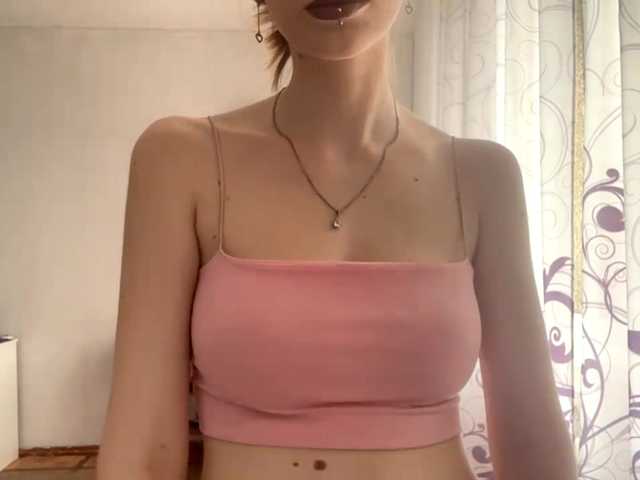 VelvetCash live cam on BongaCams