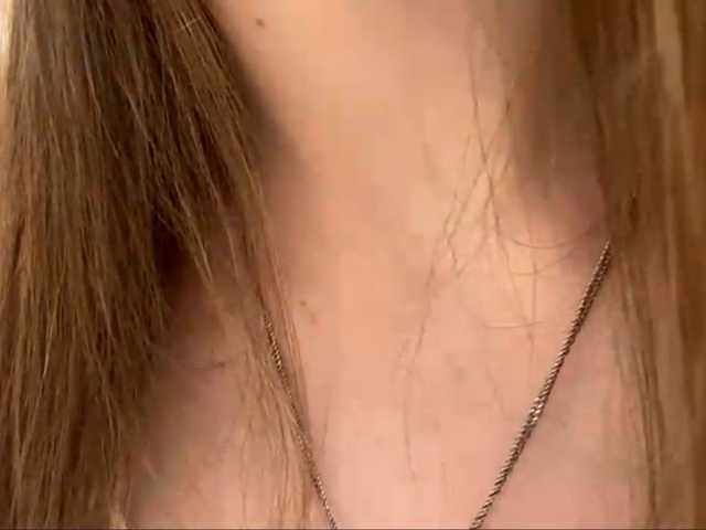 VelvetCash, en directo ahora en BongaCams